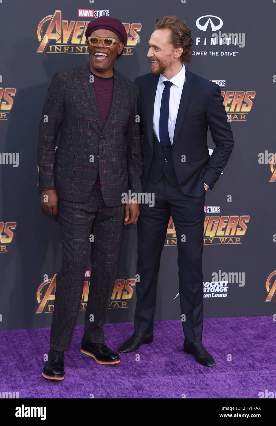 Samuel L. Jackson et Tom Hiddleston assistent à la première mondiale d'Avengers: Infinity War, qui s'est tenue au théâtre El Capitan à Hollywood, en Californie Banque D'Images