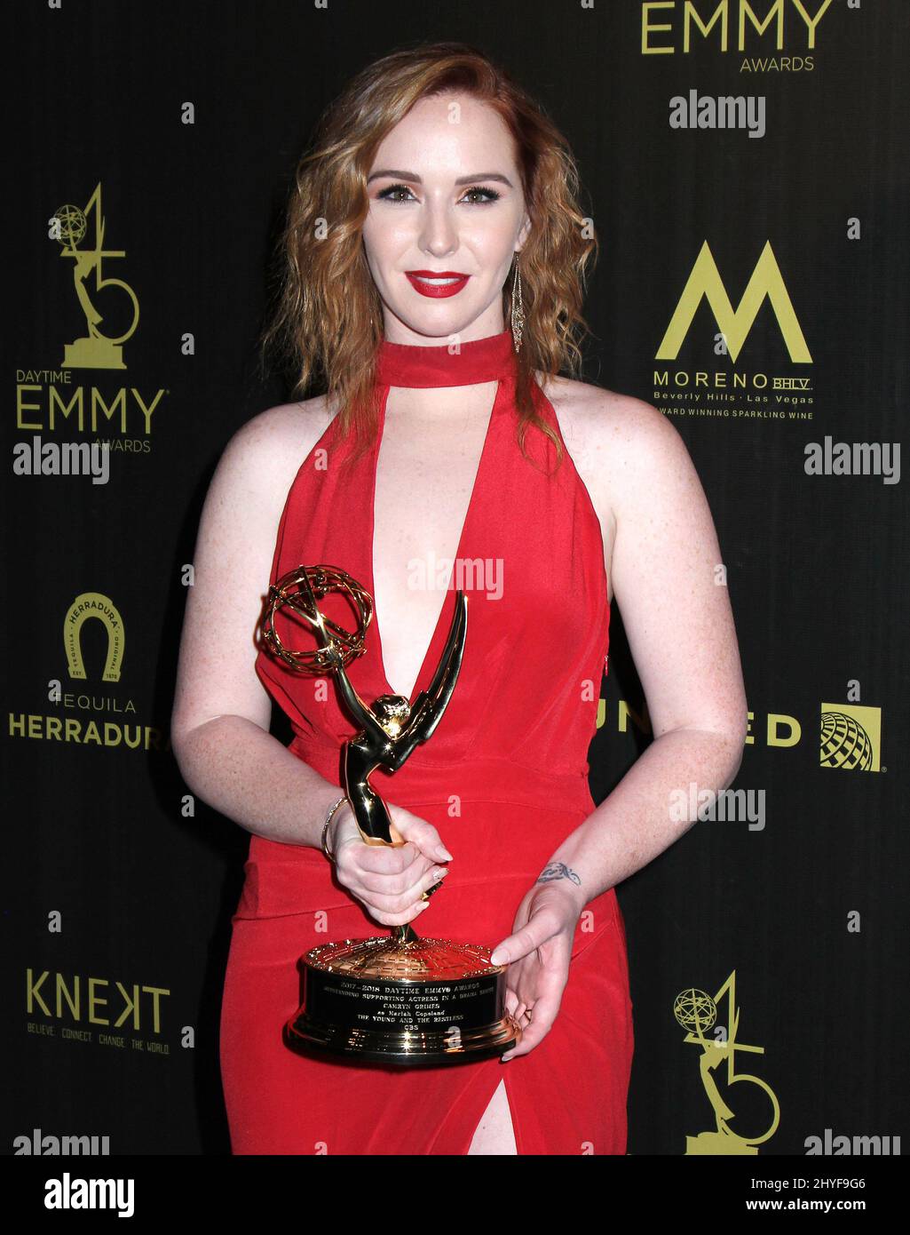 Camryn Grimes dans la salle de presse lors des Prix Emmy annuels de jour 45th qui ont eu lieu au Centre civique de Pasadena le 29 avril 2018 Banque D'Images