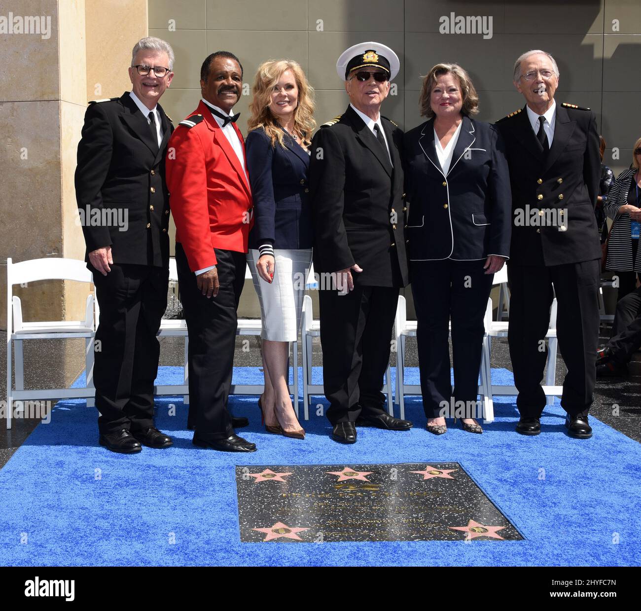 Fred Grandy, Ted Lange, Jill Whelan, Gavin MacLeod, Lauren Tewes et Bernie Kopell pendant les croisières Princess Cruises et Cast of 'The Love Boat' Hollywood Walk of Fame cérémonie honorifique de la plaque des étoiles le 10 mai 2018. Banque D'Images