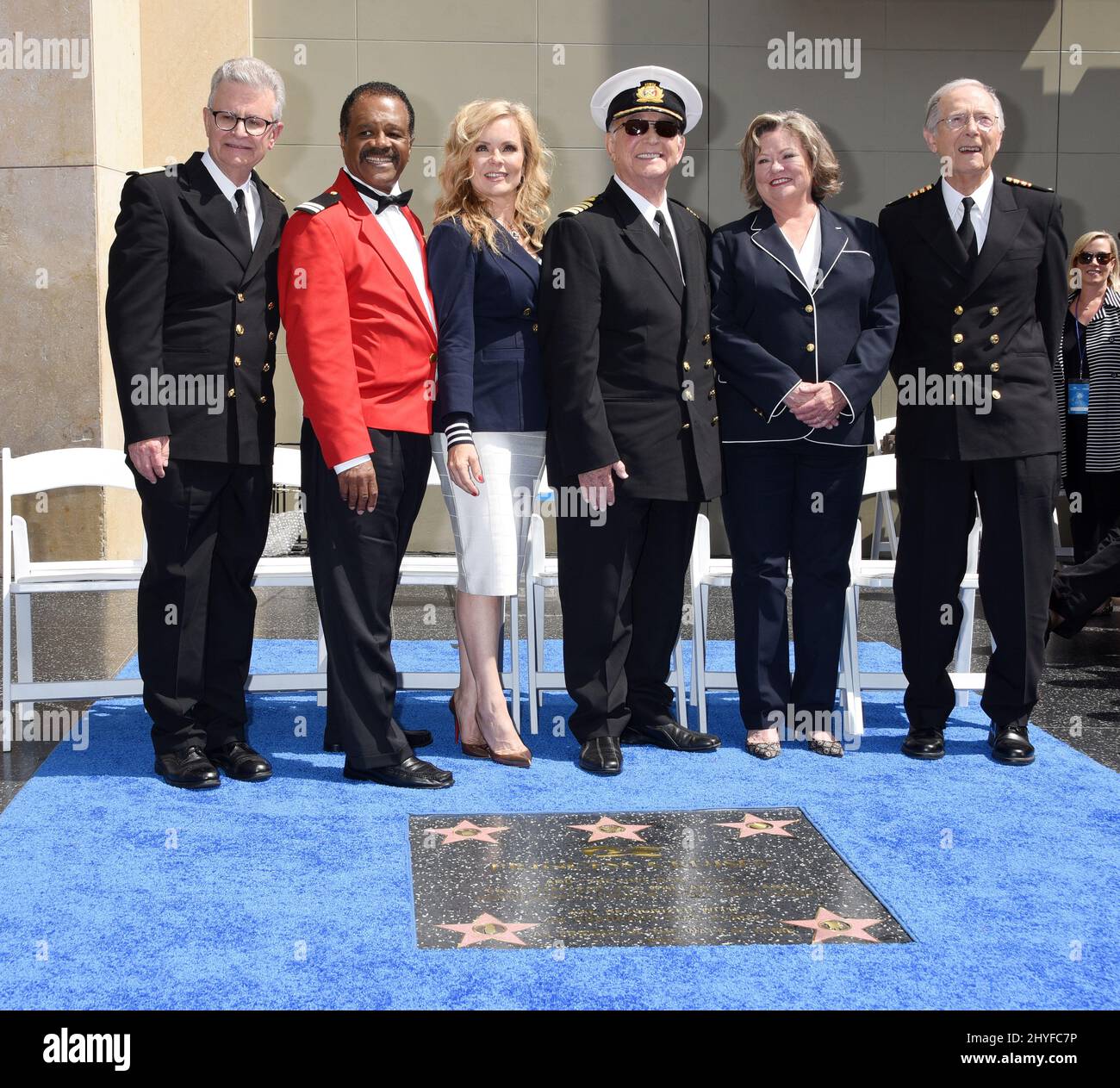 Fred Grandy, Ted Lange, Jill Whelan, Gavin MacLeod, Lauren Tewes et Bernie Kopell pendant les croisières Princess Cruises et Cast of 'The Love Boat' Hollywood Walk of Fame cérémonie honorifique de la plaque des étoiles le 10 mai 2018. Banque D'Images