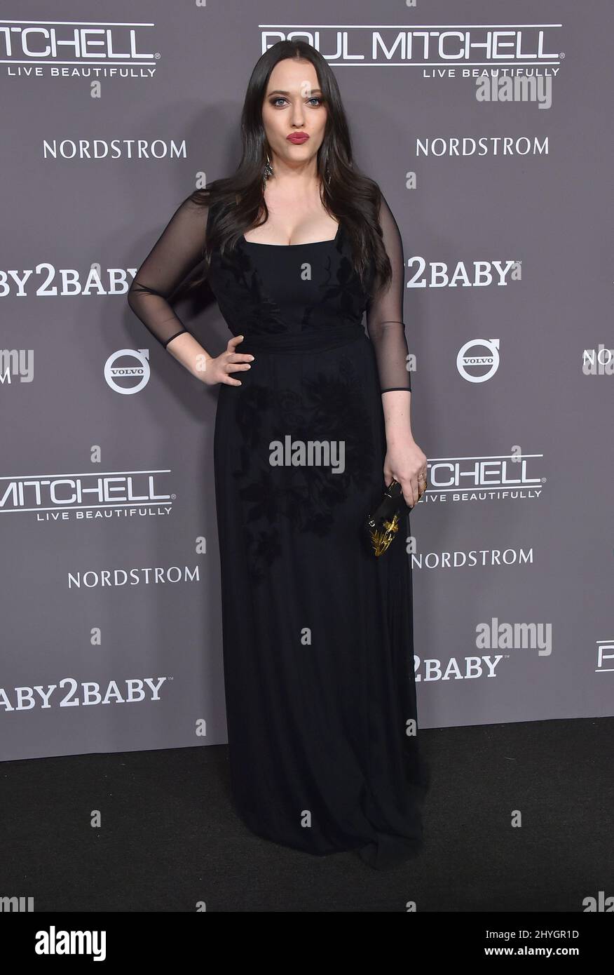 Kat Dennings au Gala 2018 Baby2Baby présenté par Paul Mitchell et tenu à 3Labs h le 10 novembre 2018 à Culver City, CA. Banque D'Images