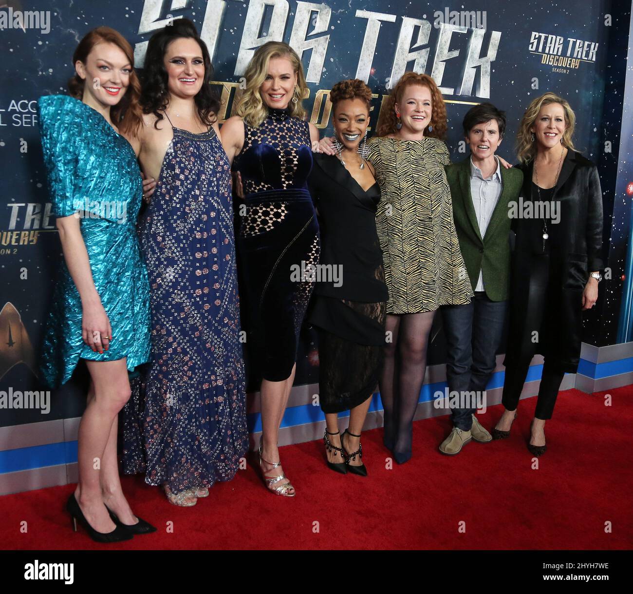 Emily Coutts, Mary Chieffo, Rebecca Romijn, Sonequa Martin-Green assister à la première saison 2 de Star Trek: Découverte à New York Banque D'Images