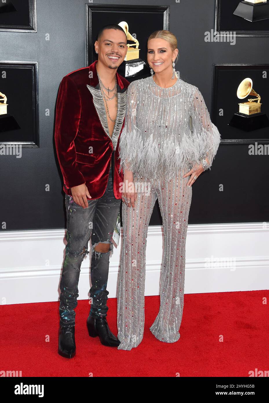 Evan Ross et Ashlee Simpson à l'occasion des Grammy Awards 61st qui se sont tenus au Staples Center le 10 février 2019 à Los Angeles, en Californie. Banque D'Images