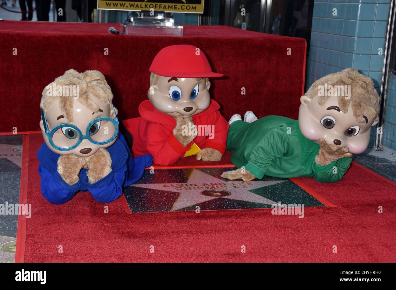 Alvin, Simon et Théodore des Chipmunks à la cérémonie des étoiles Alvin et Chipmunks tenue sur le Hollywood Walk of Fame Banque D'Images