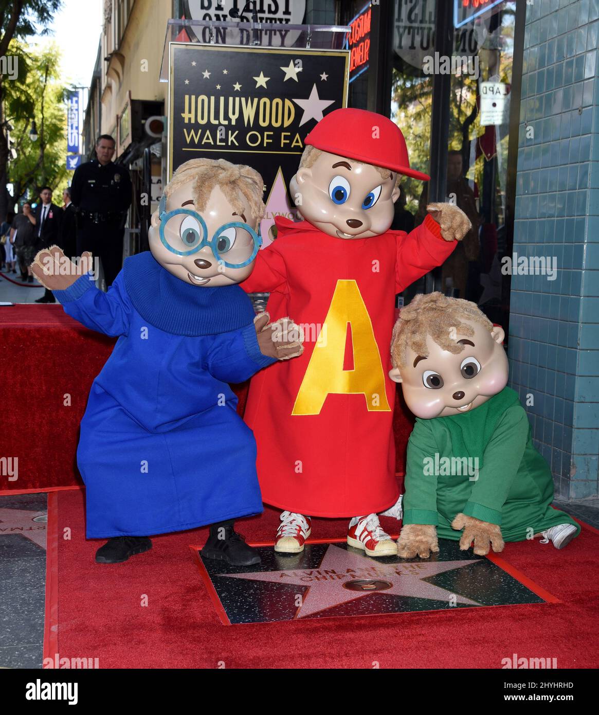 Alvin, Simon et Théodore des Chipmunks à la cérémonie des étoiles Alvin et Chipmunks tenue sur le Hollywood Walk of Fame Banque D'Images