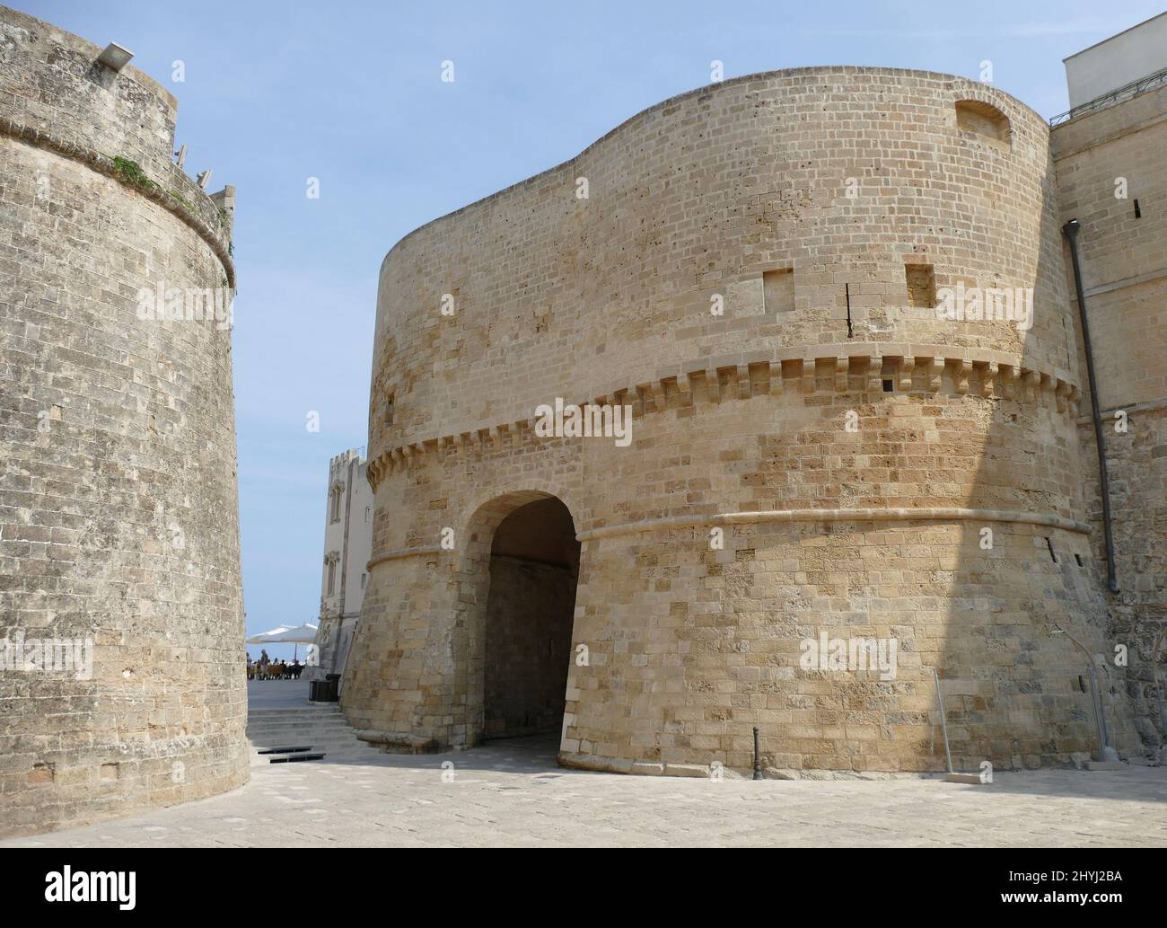 Paysage autour de la forteresse Castello Aragonese à Otranto, une ville d'Apulia, dans le sud de l'Italie Banque D'Images