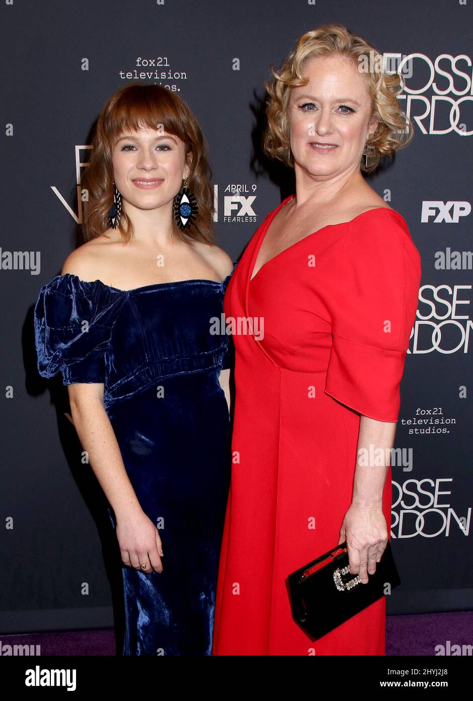 Juliet Brett et Nicole Fosse participant à la première « Fosse/Verdon » du FX, qui s'est tenue au Gerald Schoenfeld Theatre le 8 avril 2019 à New York, NY Banque D'Images