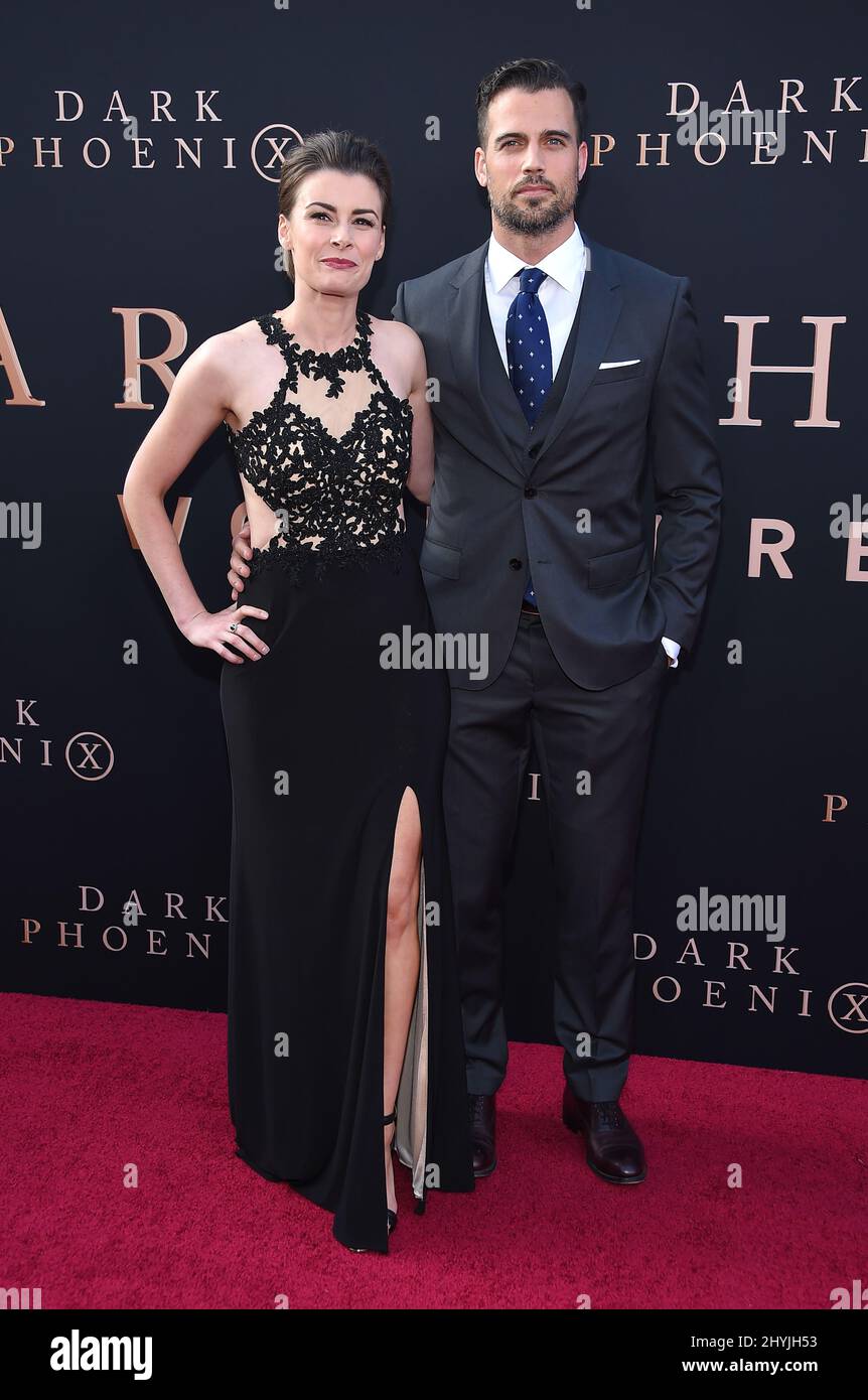 Aphra Williams et Thomas Beaudoin assistent à la première de Dark Phoenix à Los Angeles Banque D'Images