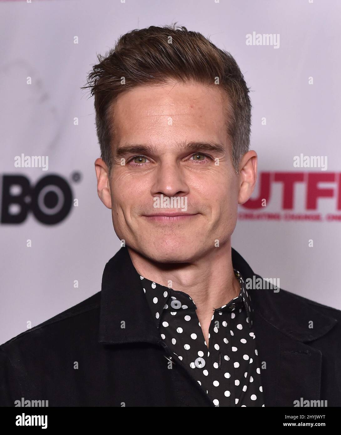 Greg Rikaart arrive à la première « Sell by » Outfest au Chinese Theatre le 20 juillet 2019 à Hollywood, Californie. Banque D'Images