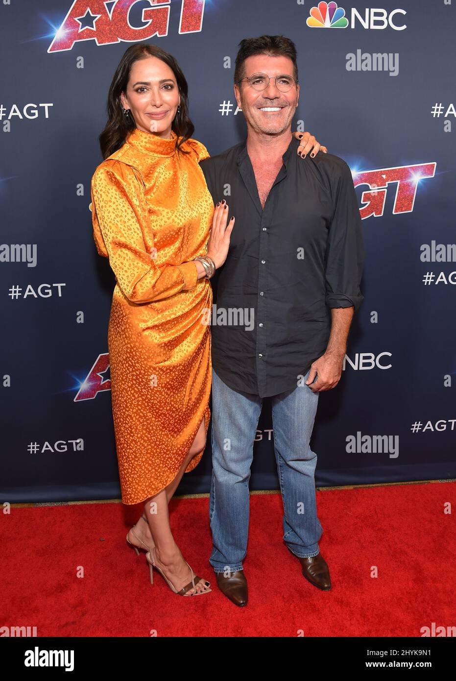 Lauren Silverman et Simon Cowell se promènaient sur le tapis à la finale « America's Got Talent » au Dolby Theatre le September17 2019 à Hollywood, Los Angeles. Banque D'Images