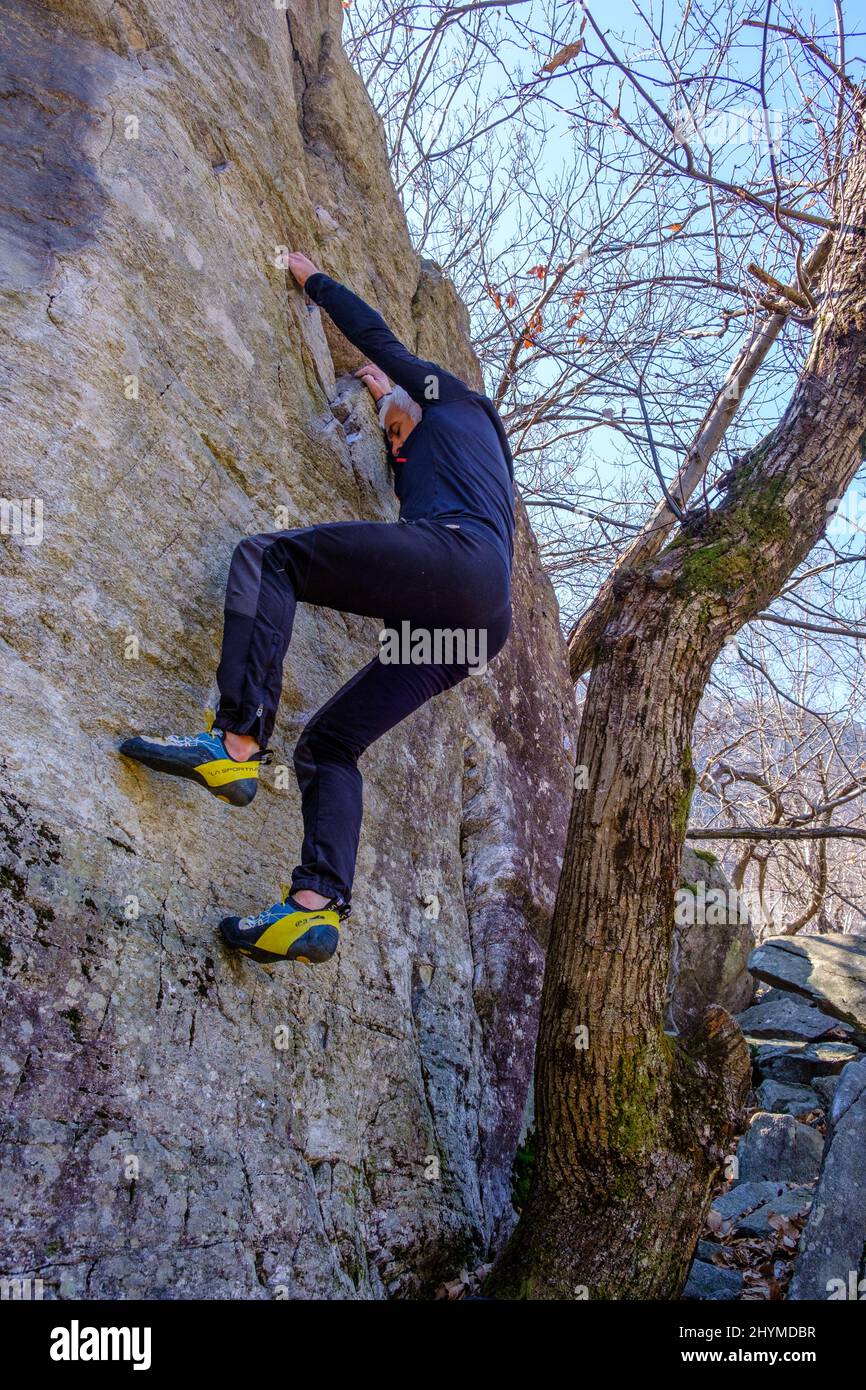 Escalade à Chironico, Canton du Tessin, Suisse Banque D'Images