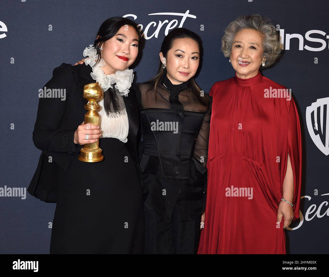 Awkwafina, Zhao Shuzhen et Lulu Wang à l'InStyle et Warner Bros Golden Globes After Party tenue à l'hôtel Beverly Hilton Banque D'Images