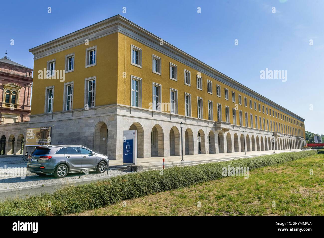 Maison 3, Bureau de l'administration de l'État de Thuringe, Jorge-Semprun-Platz, Weimar, Thuringe, Allemagne Banque D'Images