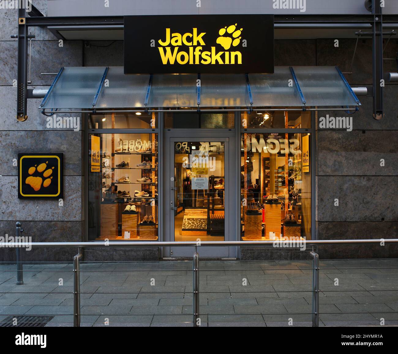 Jack Wolfskin, magasin de détail, Stuttgart, Bade-Wurtemberg, Allemagne Banque D'Images