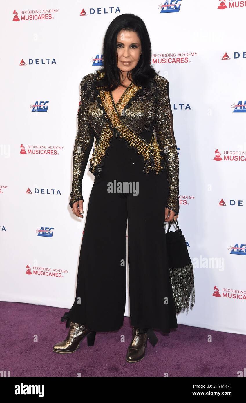 Maria Conchita Alonso assistant à la personne de l'année MusiCares honorant Aerosmith, tenue à Los Angeles, Californie Banque D'Images