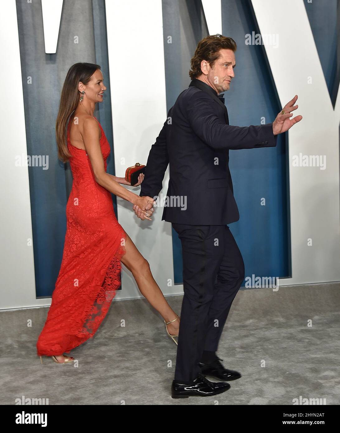 Gerald Butler participant à la Vanity Fair Oscar Party 2020 qui s'est tenue au Wallis Annenberg Center for the Performing Arts à Beverly Hills, Californie Banque D'Images