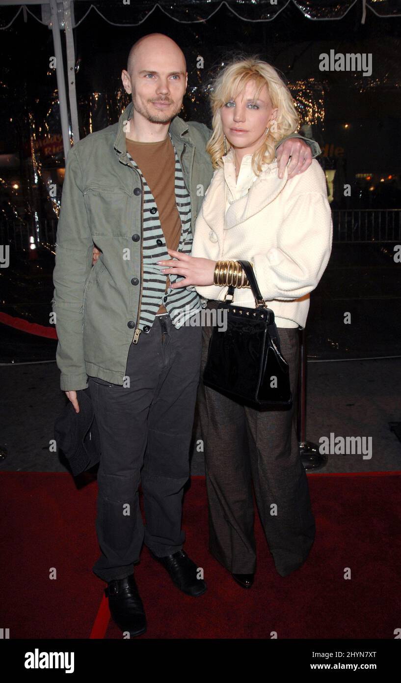 Billy Corgan & Courtney Love assistez à la première de Freedom Writers à Los Angeles. Photo : presse britannique Banque D'Images