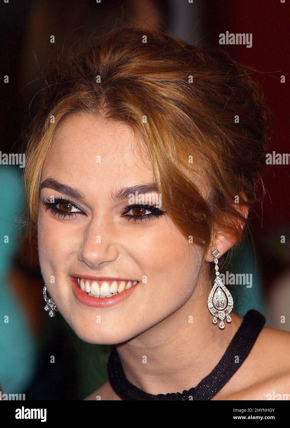 Keira Knightley assiste à la première de 'Domino' à Los Angeles au théâtre chinois de Grauman. Photo : presse britannique Banque D'Images