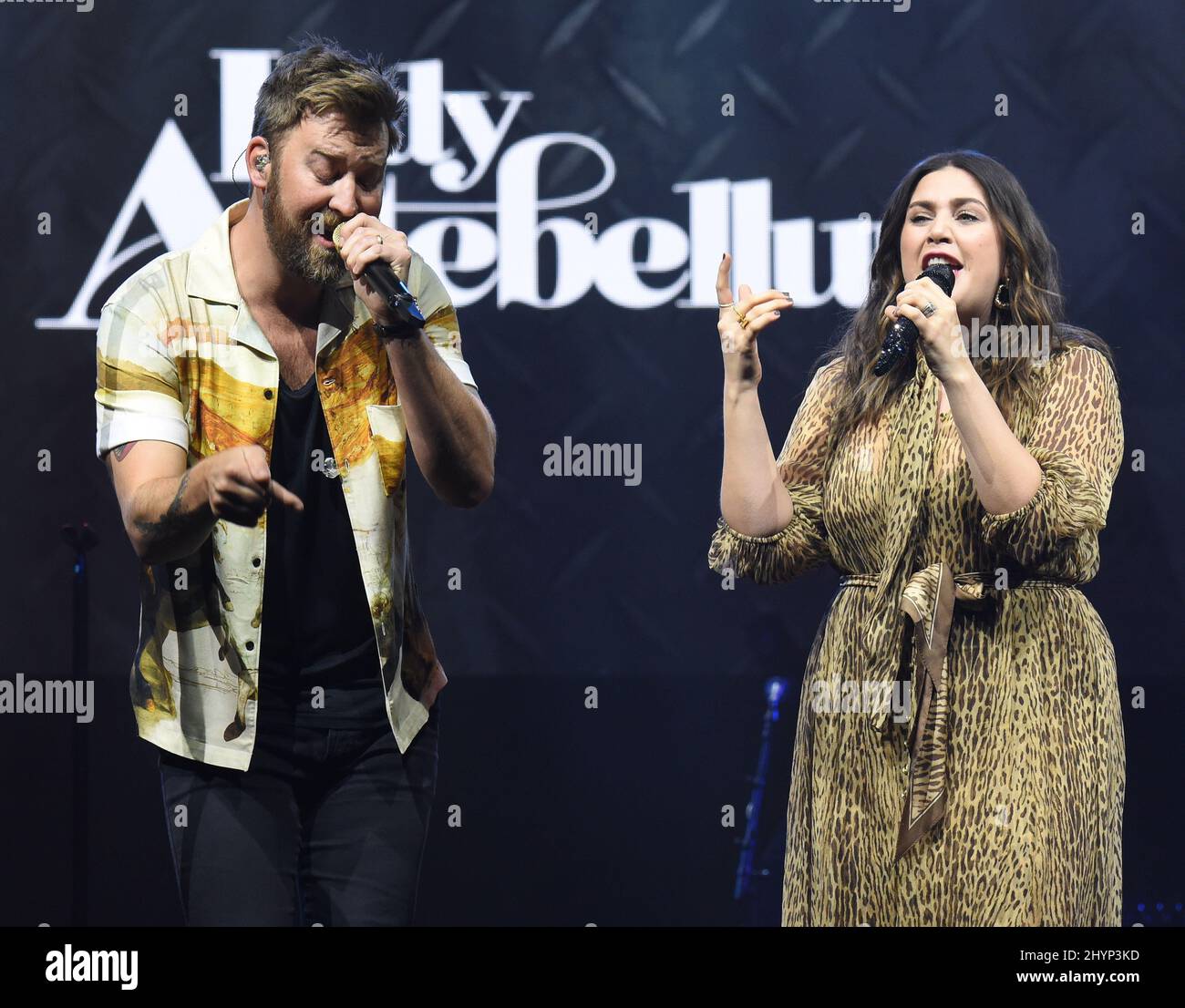 Lady Antebellum, Charles Kelley et Hilary Scott ont participé au déjeuner du Big machine Label Group lors du Country radio Seminar 2020 qui s'est tenu à l'Omni Nashville le 20 février 2020 à Nashville, TN. Banque D'Images