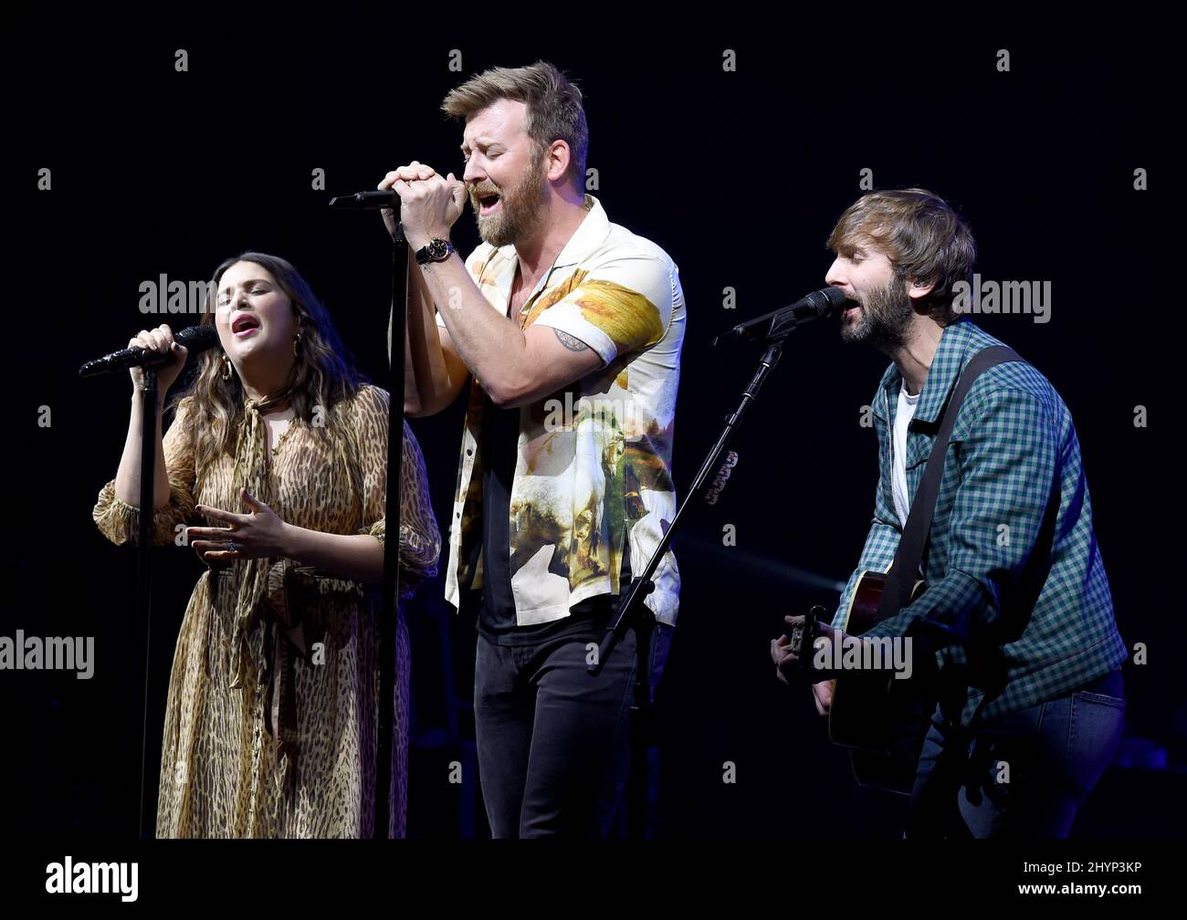 Lady Antebellum, Hilary Scott, Charles Kelley et Dave Haywood ont participé au déjeuner du Big machine Label Group lors du Country radio Seminar 2020 qui s'est tenu à l'Omni Nashville le 20 février 2020 à Nashville, TN. Banque D'Images
