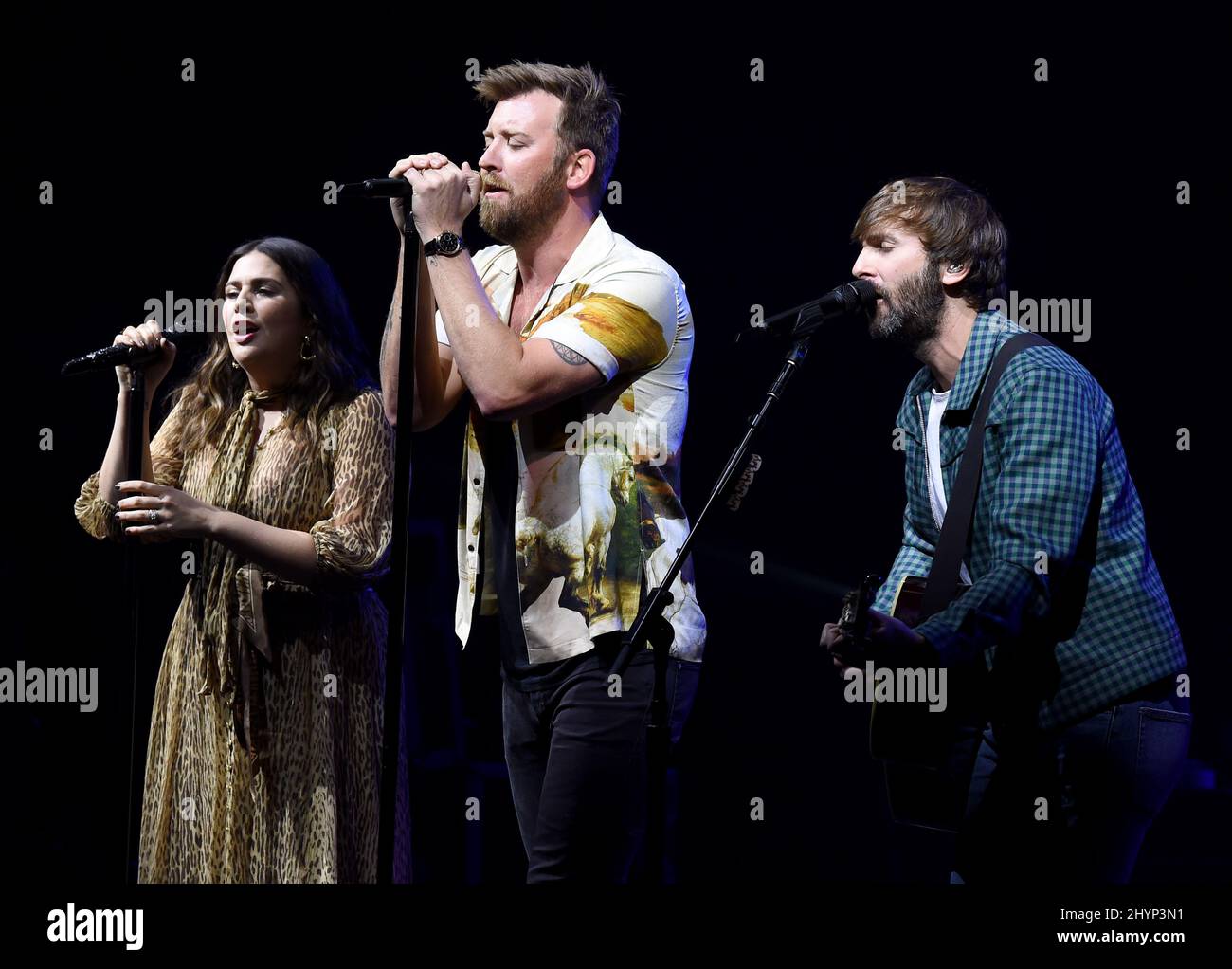 Lady Antebellum, Hilary Scott, Charles Kelley et Dave Haywood ont participé au déjeuner du Big machine Label Group lors du Country radio Seminar 2020 qui s'est tenu à l'Omni Nashville le 20 février 2020 à Nashville, TN. Banque D'Images