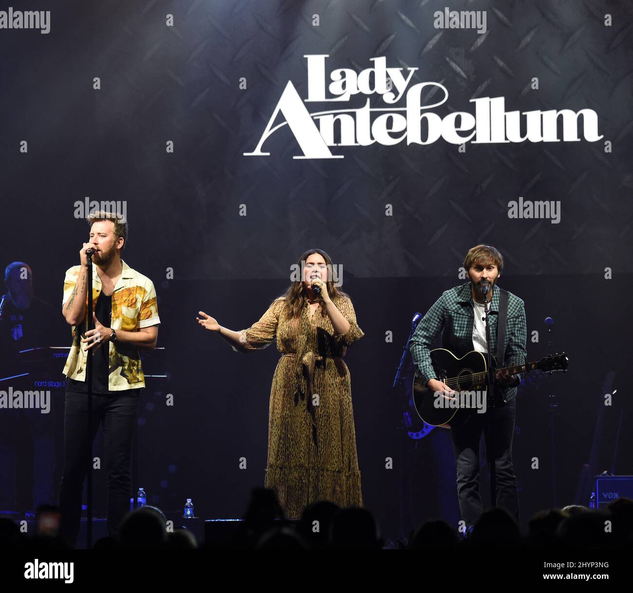 Lady Antebellum, Charles Kelley, Hilary Scott et Dave Haywood sont en scène au déjeuner du Big machine Label Group lors du Country radio Seminar 2020 qui s'est tenu à l'Omni Nashville le 20 février 2020 à Nashville, TN. Banque D'Images