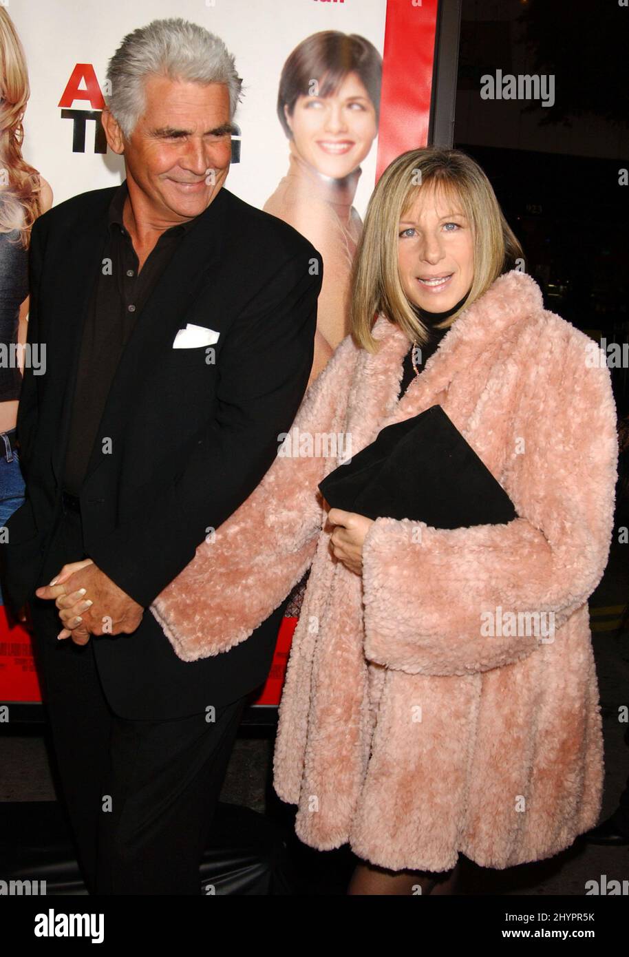 JAMES BROLIN ET BARBRA STREISAND ASSISTENT À LA PREMIÈRE « A GUY THING » AU MANN'S BRUIN THEATRE EN CALIFORNIE, ETATS-UNIS PHOTO : PRESSE BRITANNIQUE Banque D'Images