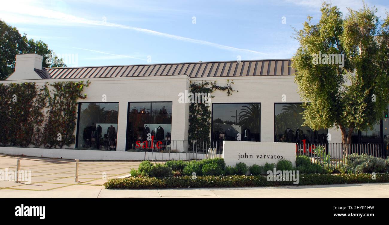 John Varvatos sur Robertson Blvd. Photo : presse britannique Banque D'Images