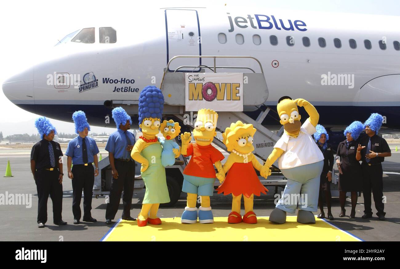 JetBlue Airways dévoile le tout premier avion spécialisé dans la célébration de « The Simpsons Movie Release » qui s'est tenue à million Air Burbank en Californie. Photo : presse britannique Banque D'Images
