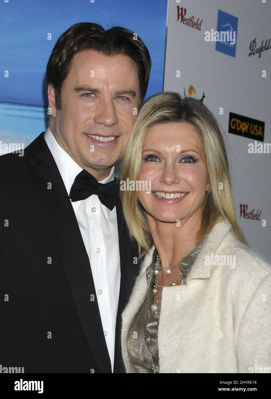 John Travolta et Olivia Newton-John au Gala Black Tie Australia.com de G'day USA en hommage à Kylie Minogue au Hollywood & Highland Center, Los Angeles. Banque D'Images