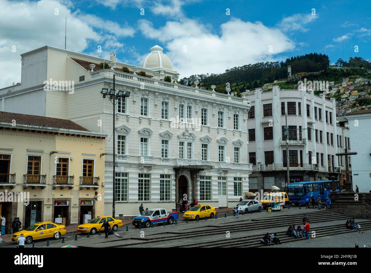 Vue sur la Casa Gangotena, un hôtel de caractère situé dans le vieux centre-ville, à côté de la Plaza de San Francisco, Quito, Equateur. Banque D'Images