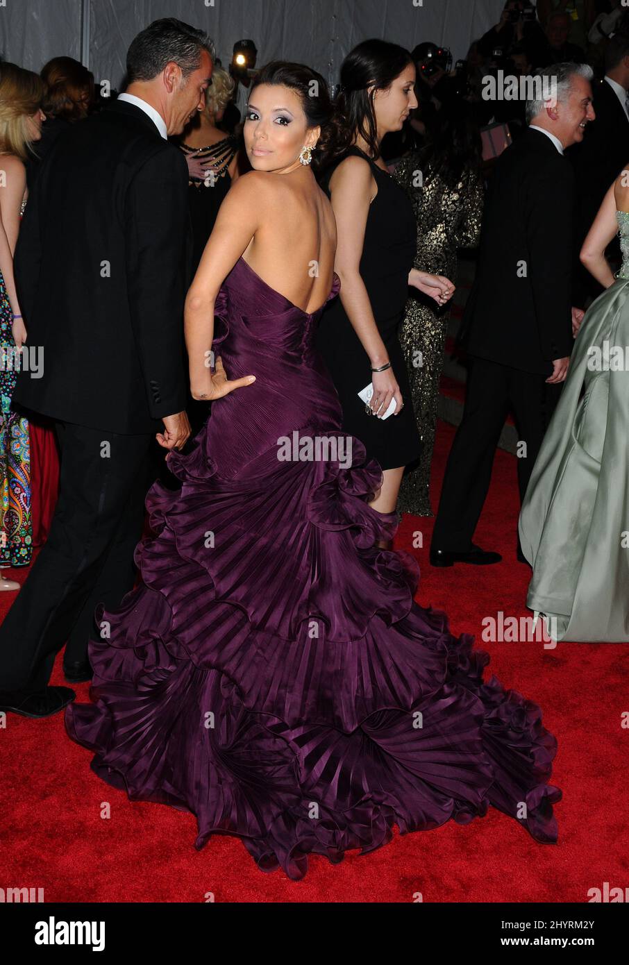 EVA Longoria Parker en arrivant au Gala du Costume Institute qui s'est tenu au Metropolitan Museum de New York. Banque D'Images