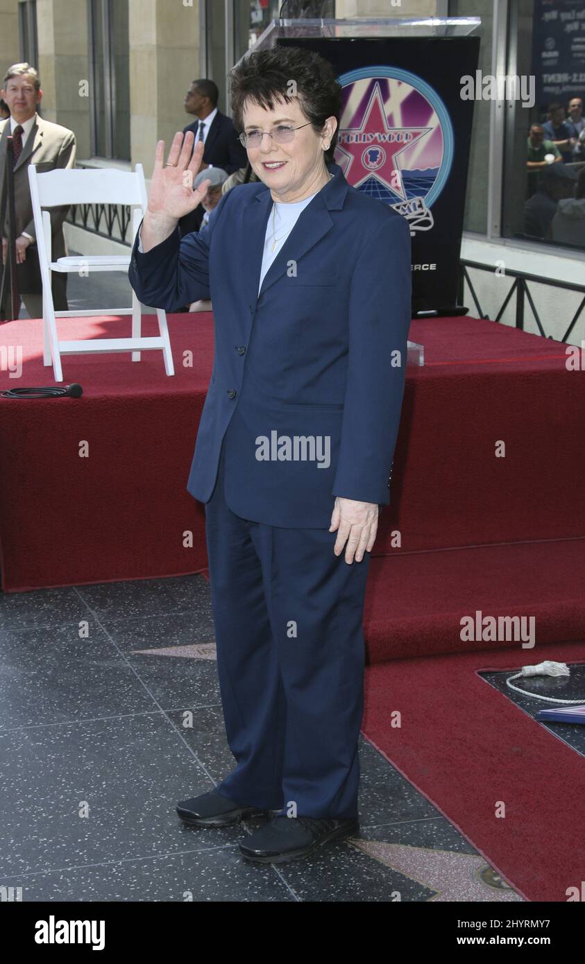 Billie Jean King assiste à la cérémonie récompensant Holly Hunter avec une étoile sur le Hollywood Walk of Fame. Banque D'Images