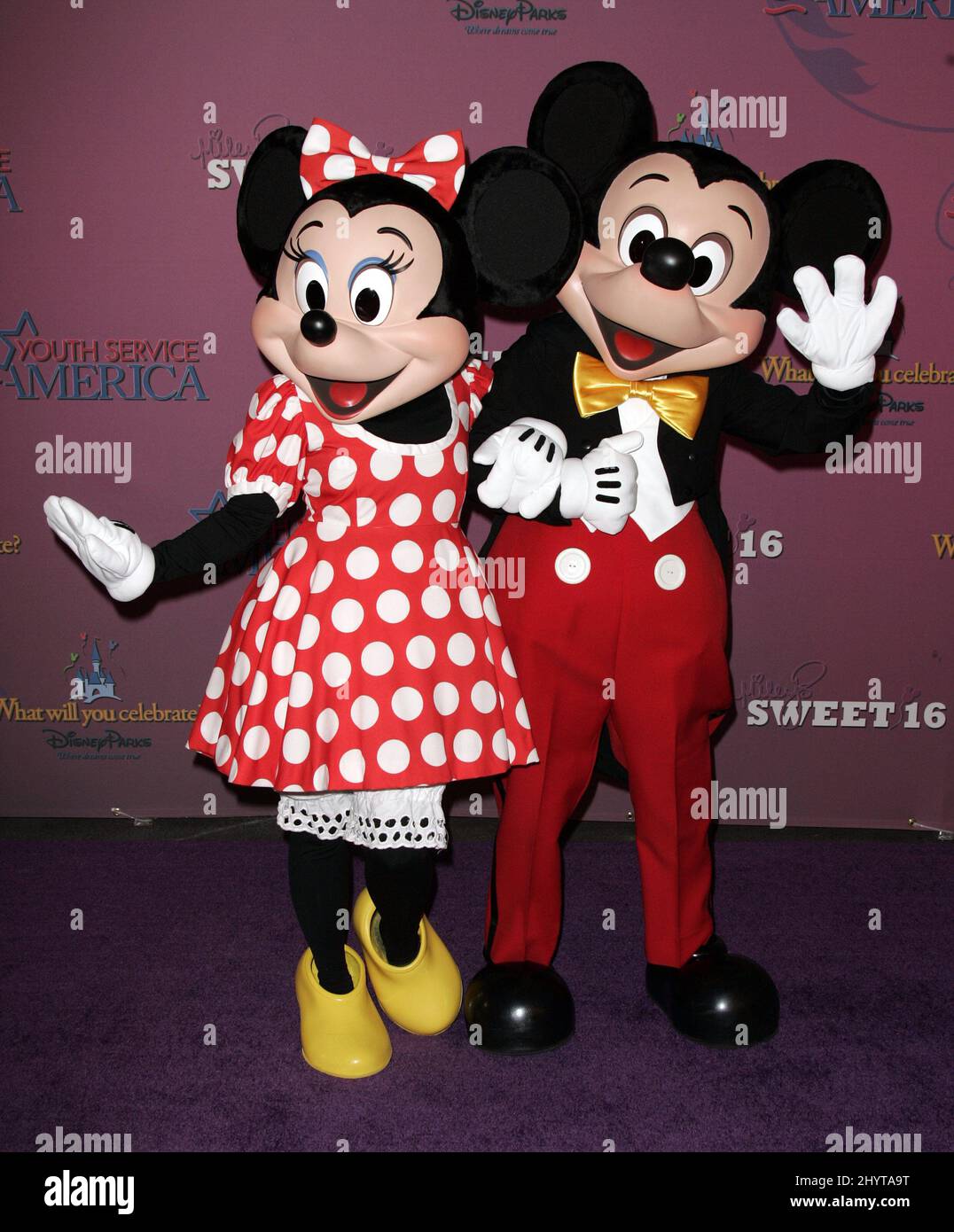 Minnie Mouse And Mickey Banque De Photographies Et D Images A Haute Resolution Alamy