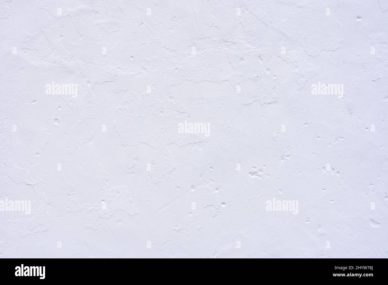 détail d'un mur laqué blanc avec un aspect rugueux Banque D'Images