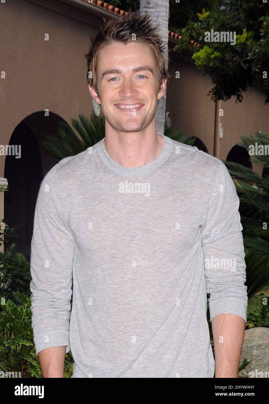 Robert Buckley arrive à la tournée de presse d'été de l'association des critiques de télévision de la CW à Pasadena, en Californie Banque D'Images