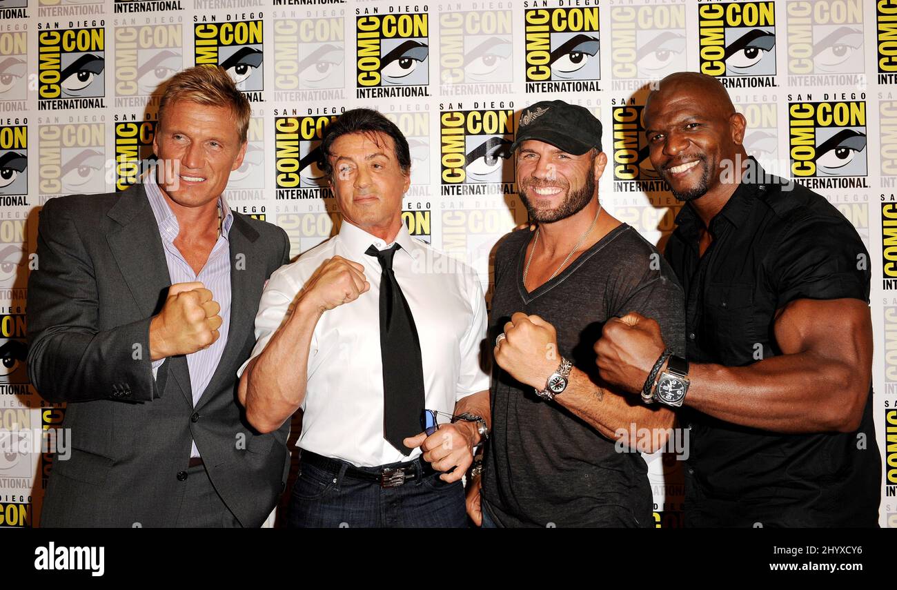 Dolph Lundgren, Steve Austin, Sylvester Stallone, Randy Couture et Terry Crews à la première journée du Comic con International 2010, qui s'est tenue au San Diego Convention Center, Californie. Banque D'Images