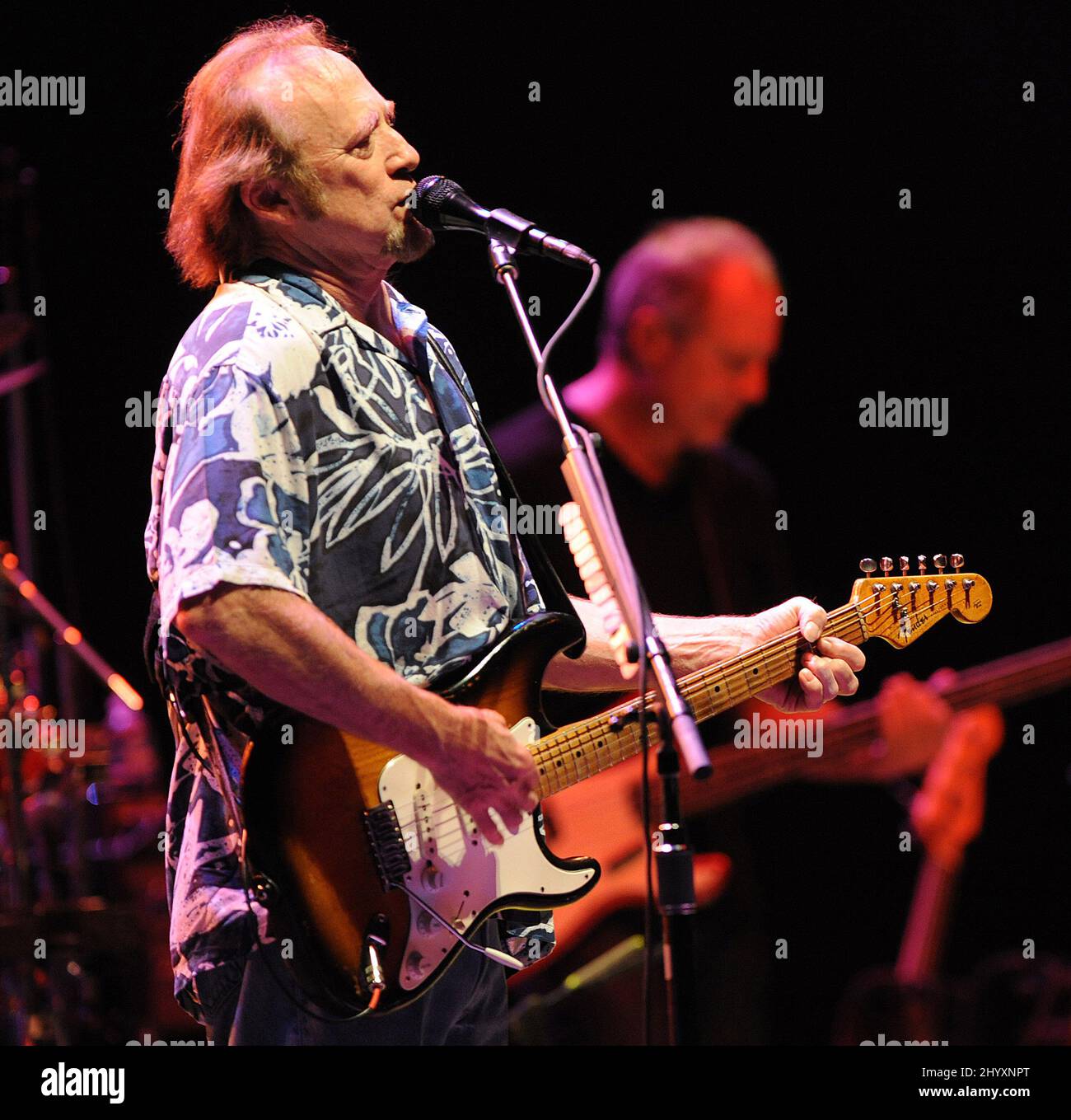 Stephen Stills de Crosby, Stills et Nash en concert au Moran Theatre de Jacksonville. Banque D'Images