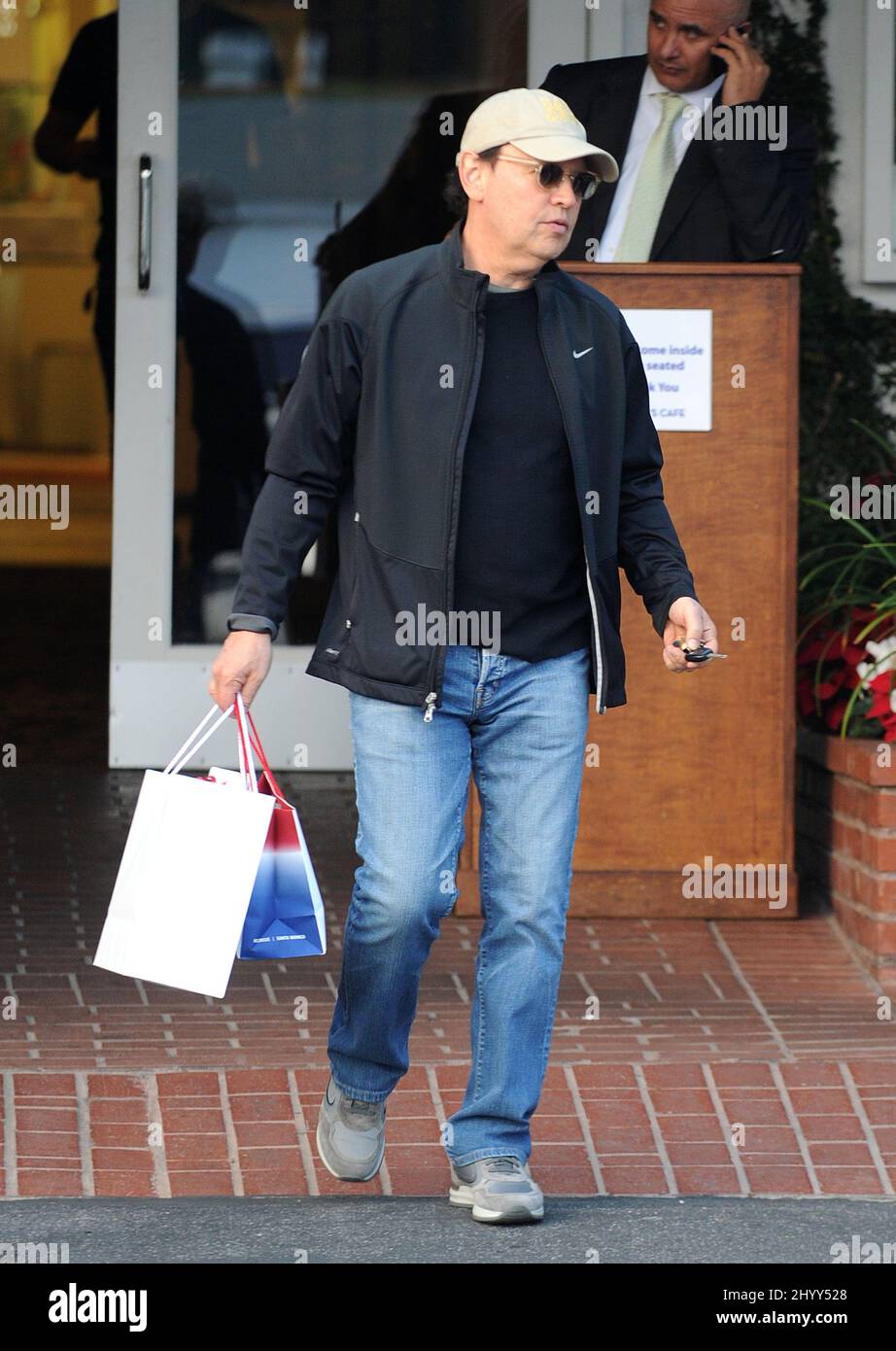 Billy Crystal shopping à Fred Segal, Los Angeles. Banque D'Images