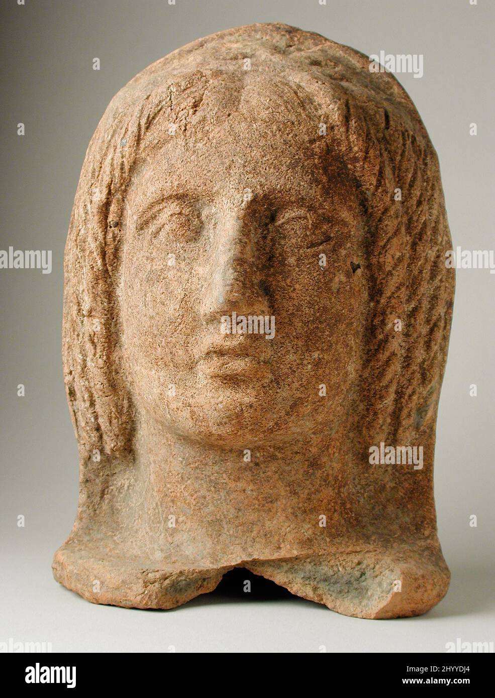 Tête votive d'une femme. Italie, 4th-3rd siècle C.-B.. Sculpture. Terre cuite Banque D'Images