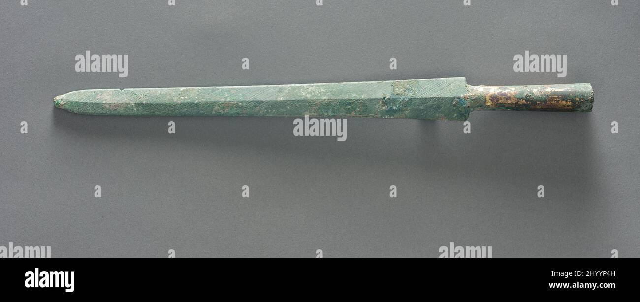 Pointe effilée (Mao). Chine, dynastie Zhou de l'est, 771-221 av. J.-C. Bras et armure ; lances. Bronze moulé doré Banque D'Images