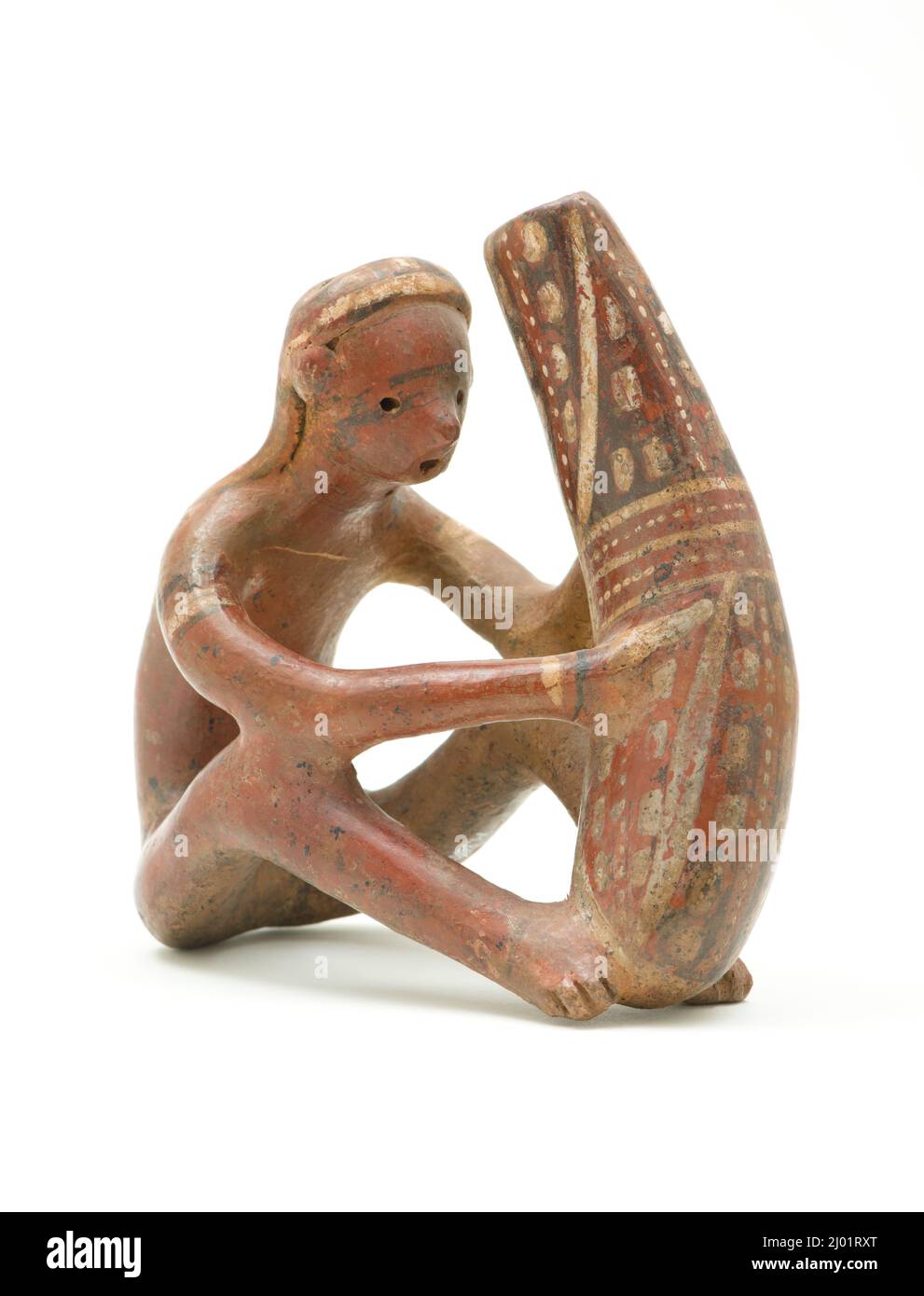 Musicien jouant Gourd Drum. Mexique, Nayarit, Nayarit, 200 BCE–400 ce. Céramique. Céramique peinte par glissement Banque D'Images