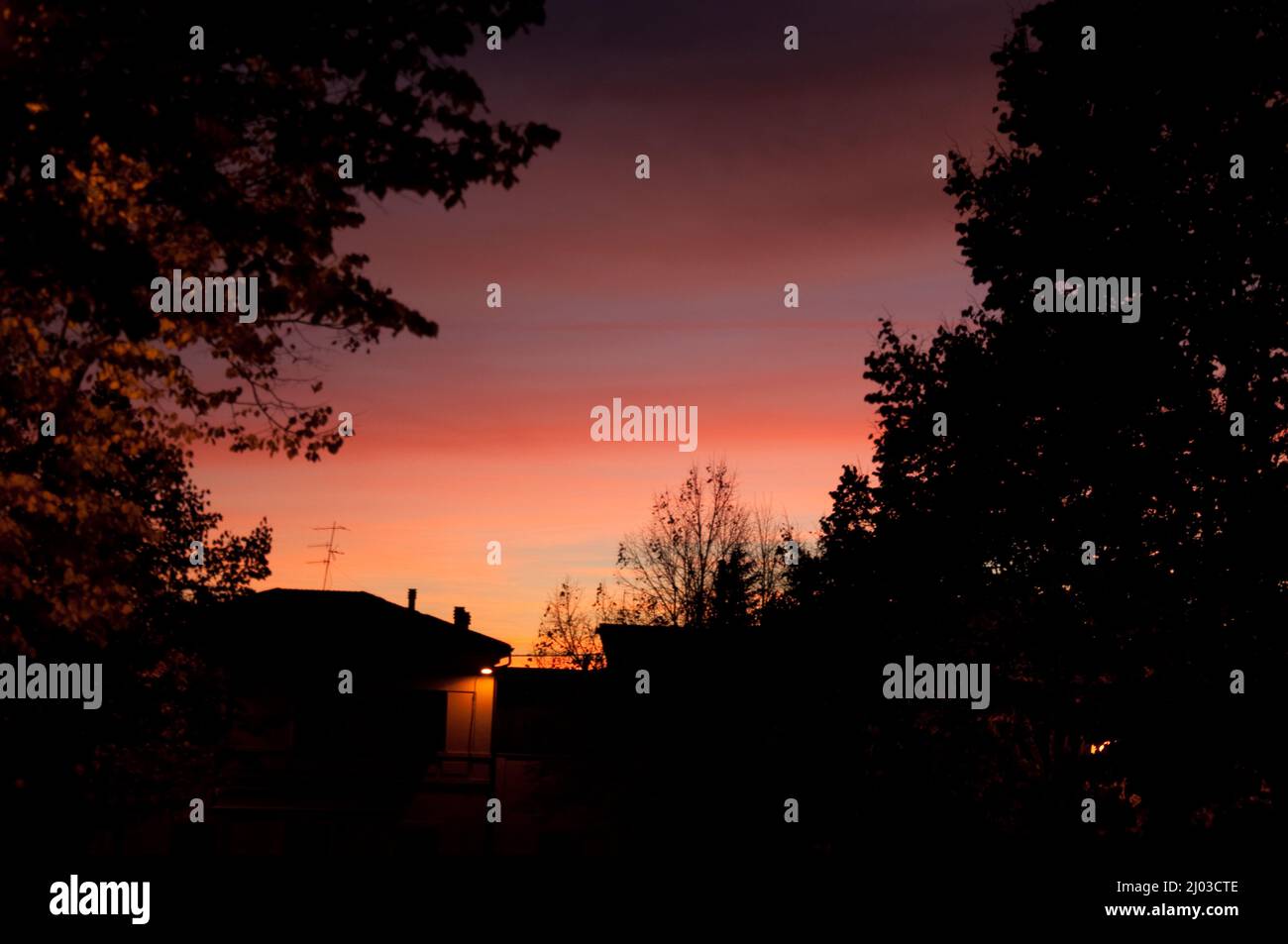 Coucher de soleil, St Justino, Provincia di Pérouse, Ombrie. Italie Banque D'Images