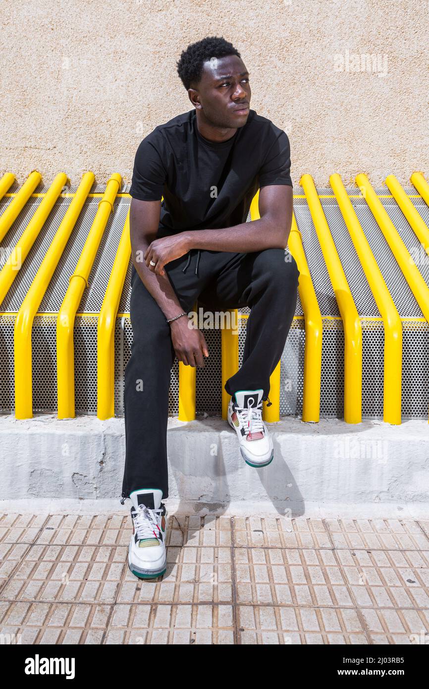 Black african american street fashion Banque de photographies et d images a haute resolution Alamy