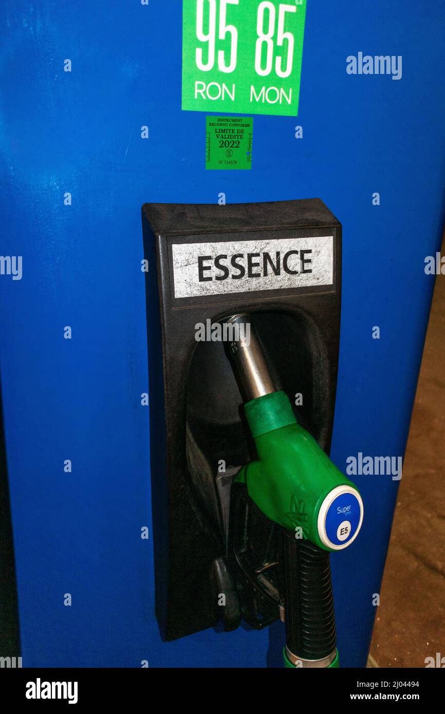 Vincennes, France, détail, buse à essence à la station-service, pompe à essence française Banque D'Images