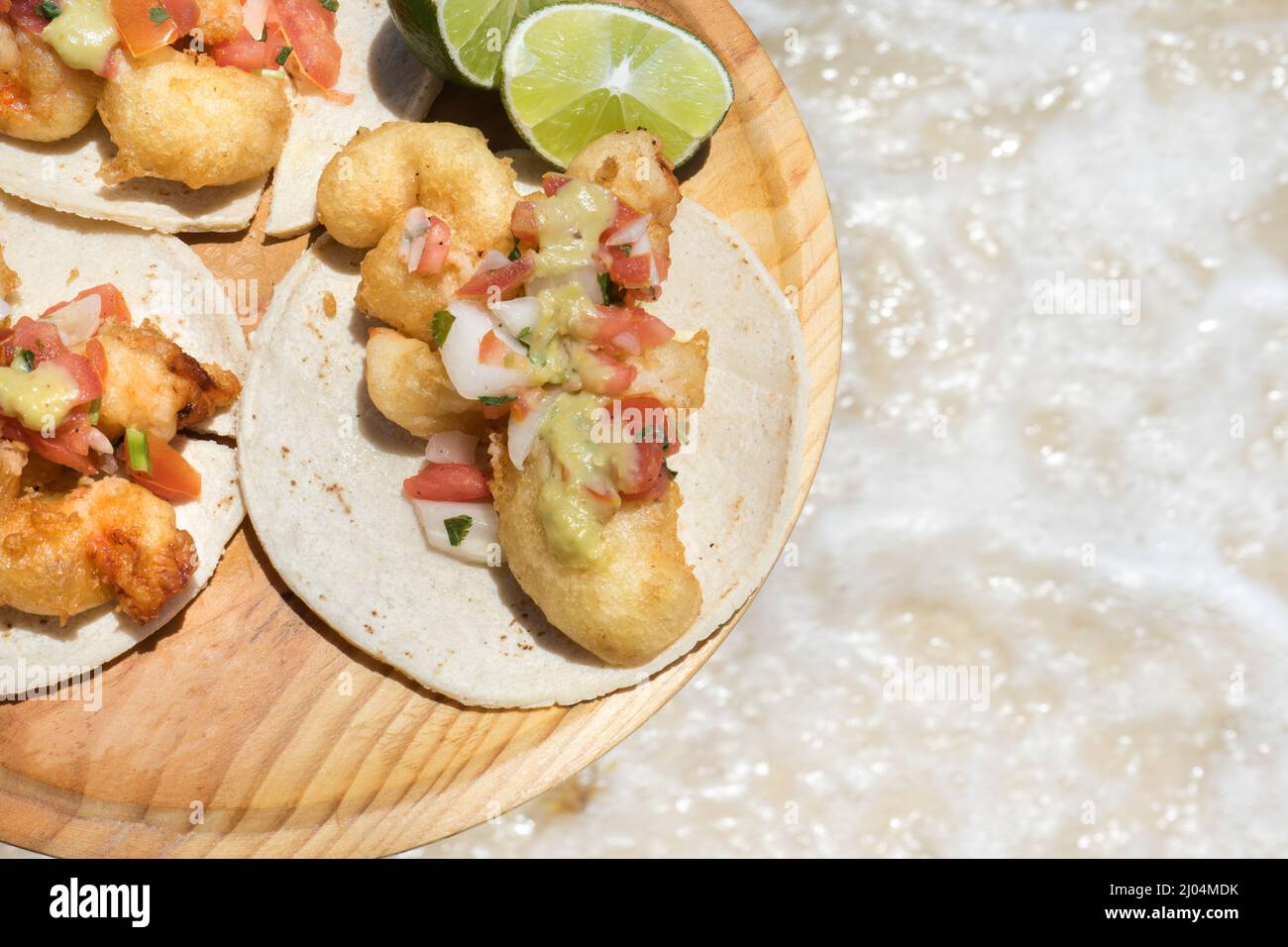 Tacos mexicains traditionnels aux crevettes Banque D'Images