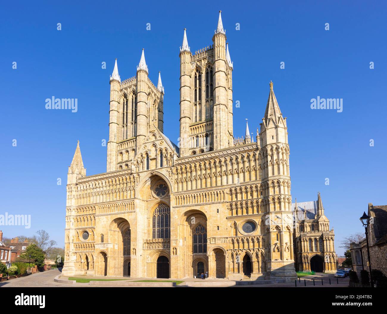 Lincoln Cathedral ou Lincoln Minster West Front Excheckr Gate Lincoln Lincolnshire Angleterre Royaume-Uni GB Europe Banque D'Images