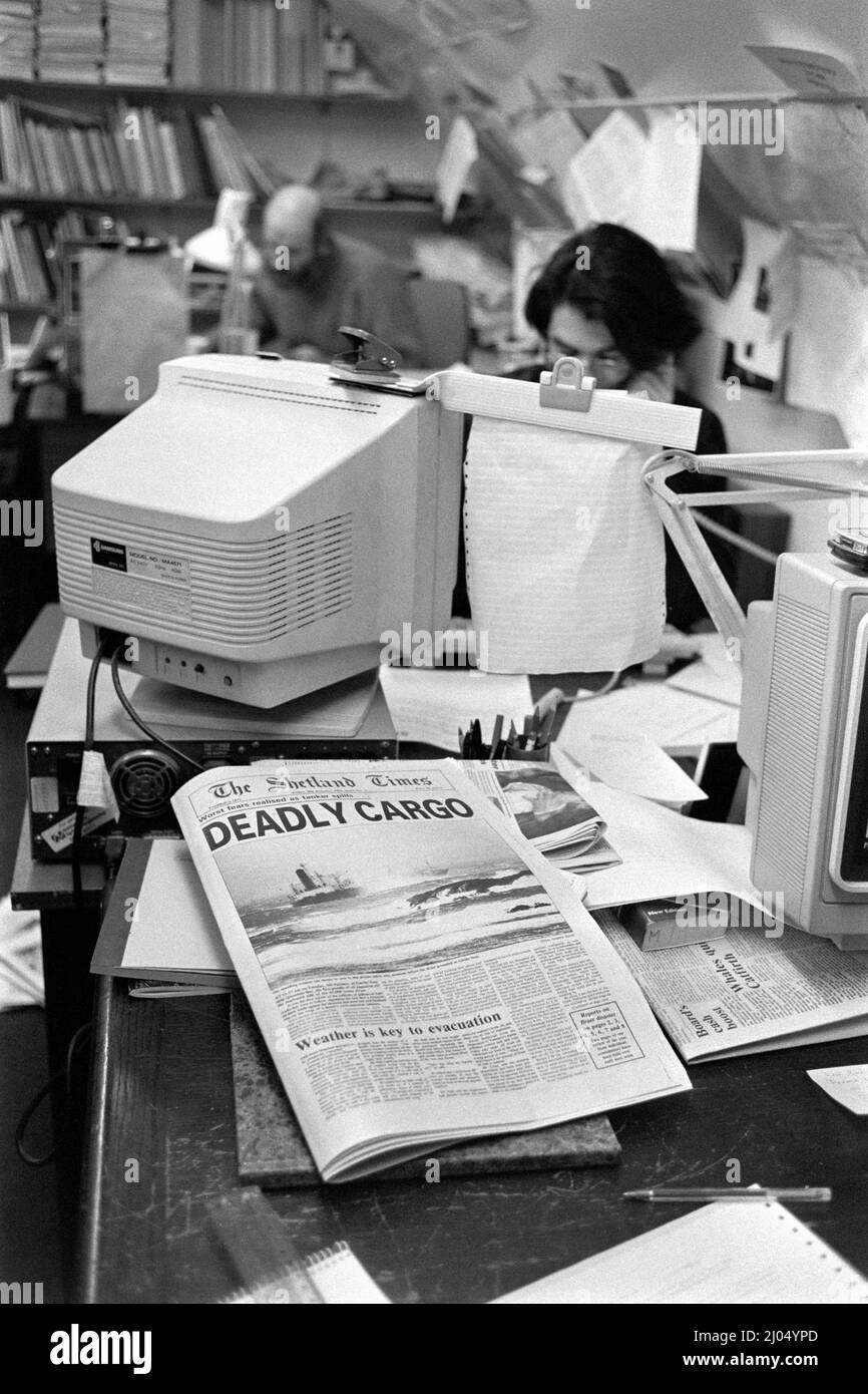 Salle de presse Shetland Times - The Time of the Braer Oil Disaster, Shetland, Écosse, janvier 1993. Banque D'Images