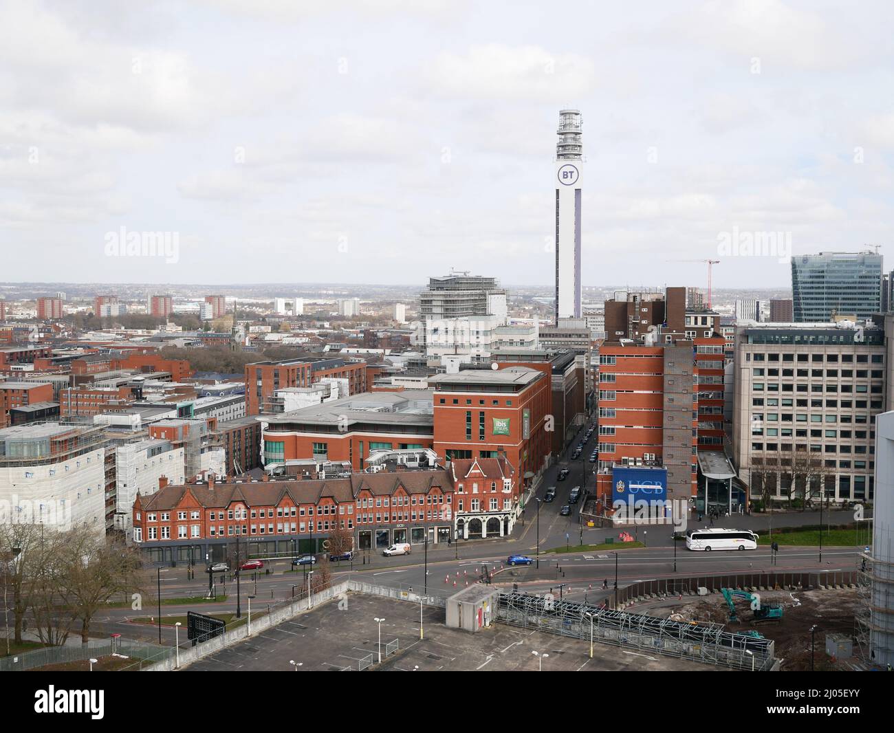 Vue sur la ville de Birmingham depuis le toit de la bibliothèque de Birmingham. Banque D'Images