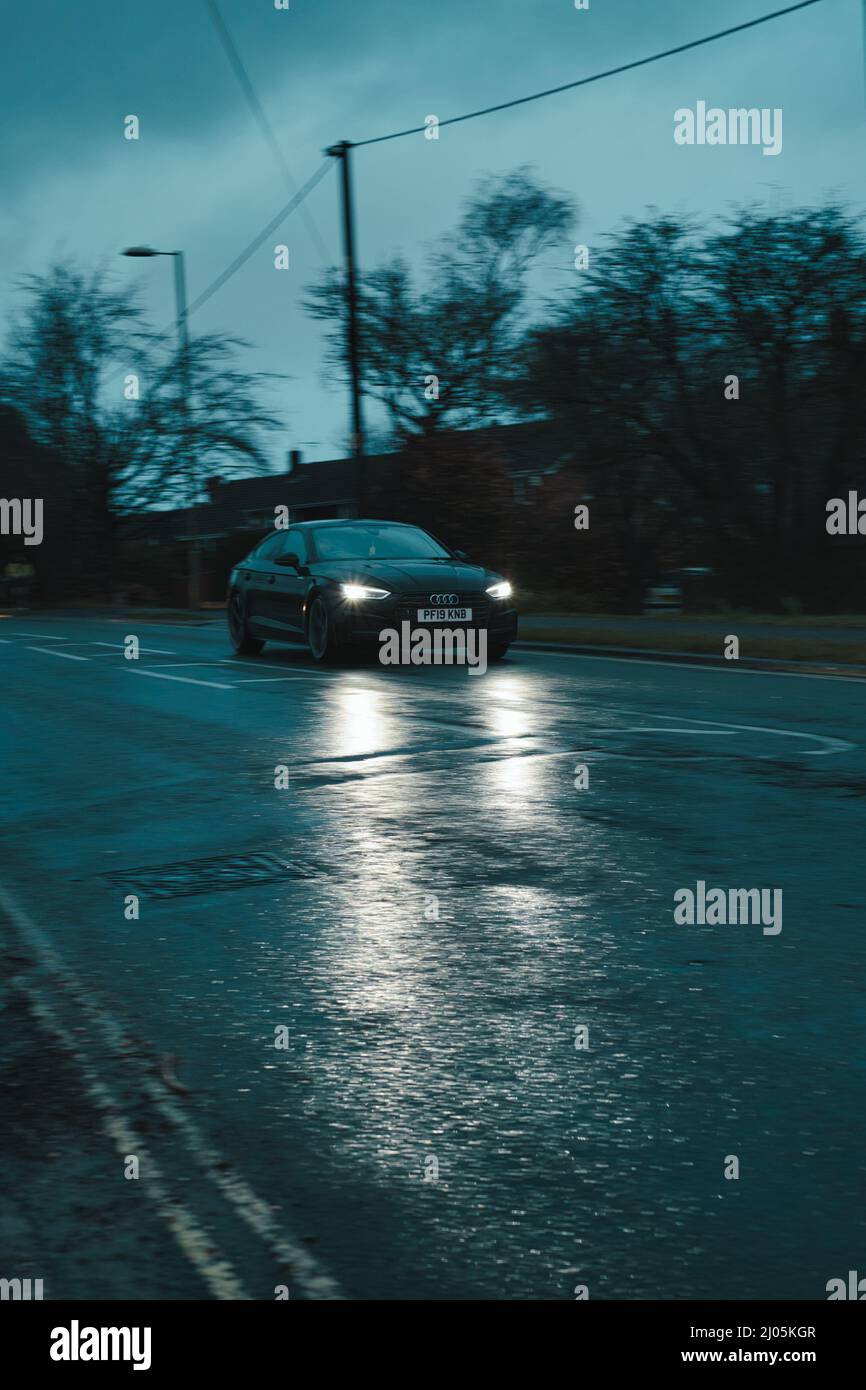 Audi A6 par temps pluvieux Banque D'Images